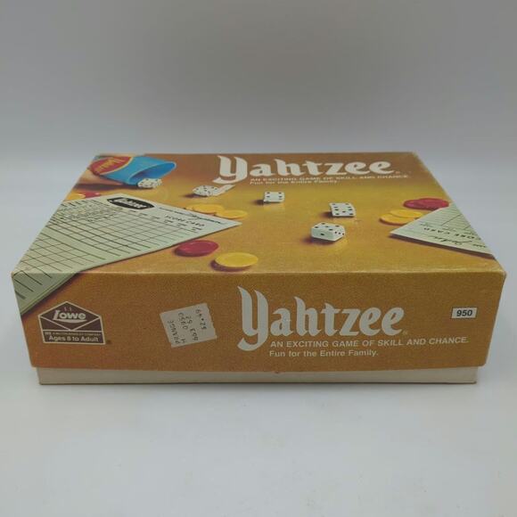 Vintage 1978 Yahtzee Game Milton Bradley Company Complete With Box of Scorecards - Picture 2 of 4